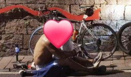 路人沉迷吃瓜视频大全免费观看,免费观看吃瓜视频大全，路人热议不断！